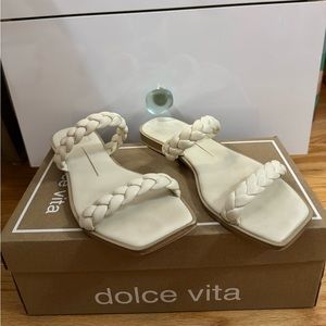 Dolce Vita Indre Sandals